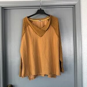 Gimmicks Raw Edge Large Sweatshirt Women's Knit V-Neck Collar and Long Sleeves